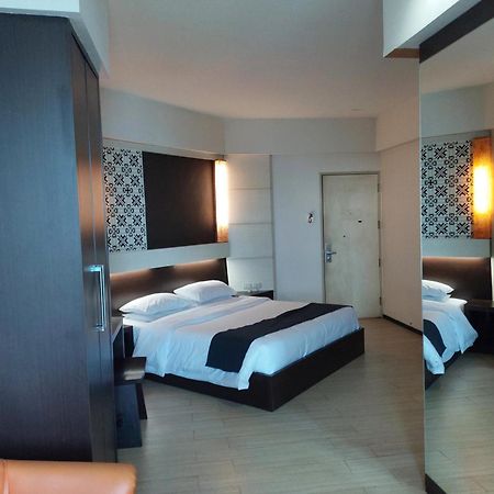 Hotel New Puri Garden Bandara Semarang Exterior photo