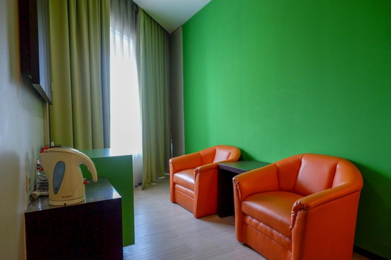 Hotel New Puri Garden Bandara Semarang Exterior photo