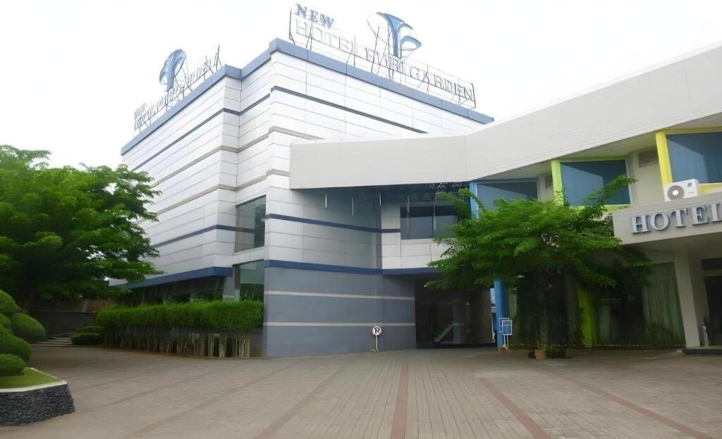 Hotel New Puri Garden Bandara Semarang Exterior photo